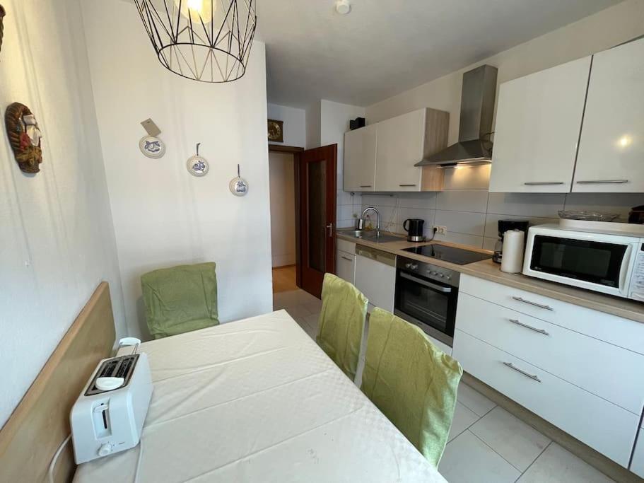Relax Center Suite Έσσεν Εξωτερικό φωτογραφία